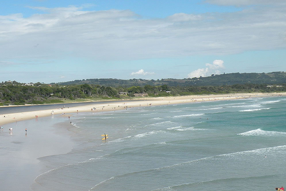 clarkes beach byron bay