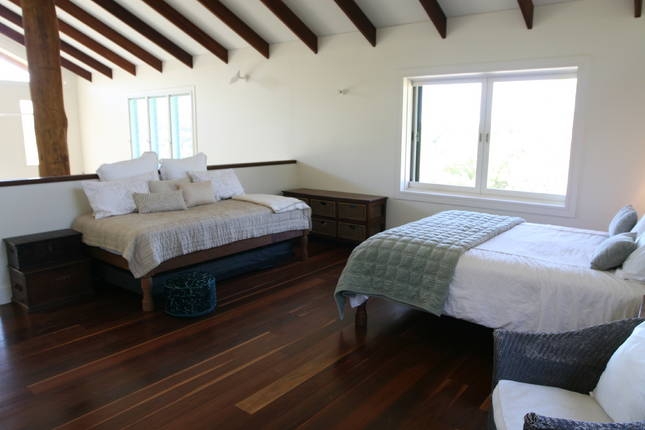 Byron Boutique Barn - Myocum