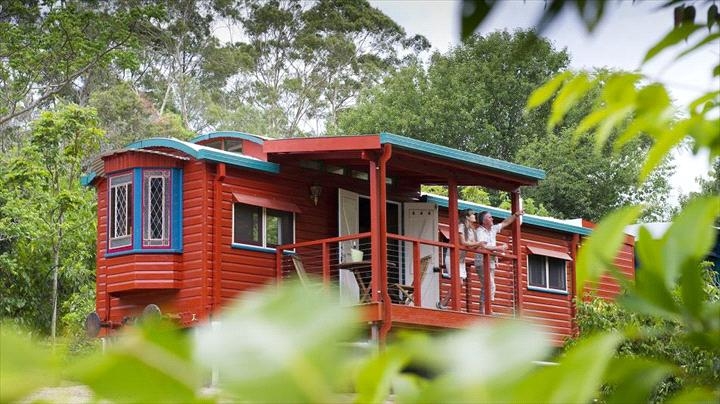 Glasshouse Mountains Eco-Lodge