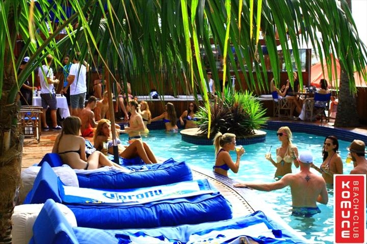 Komune Resort and Beach Club Greenmount Beach
